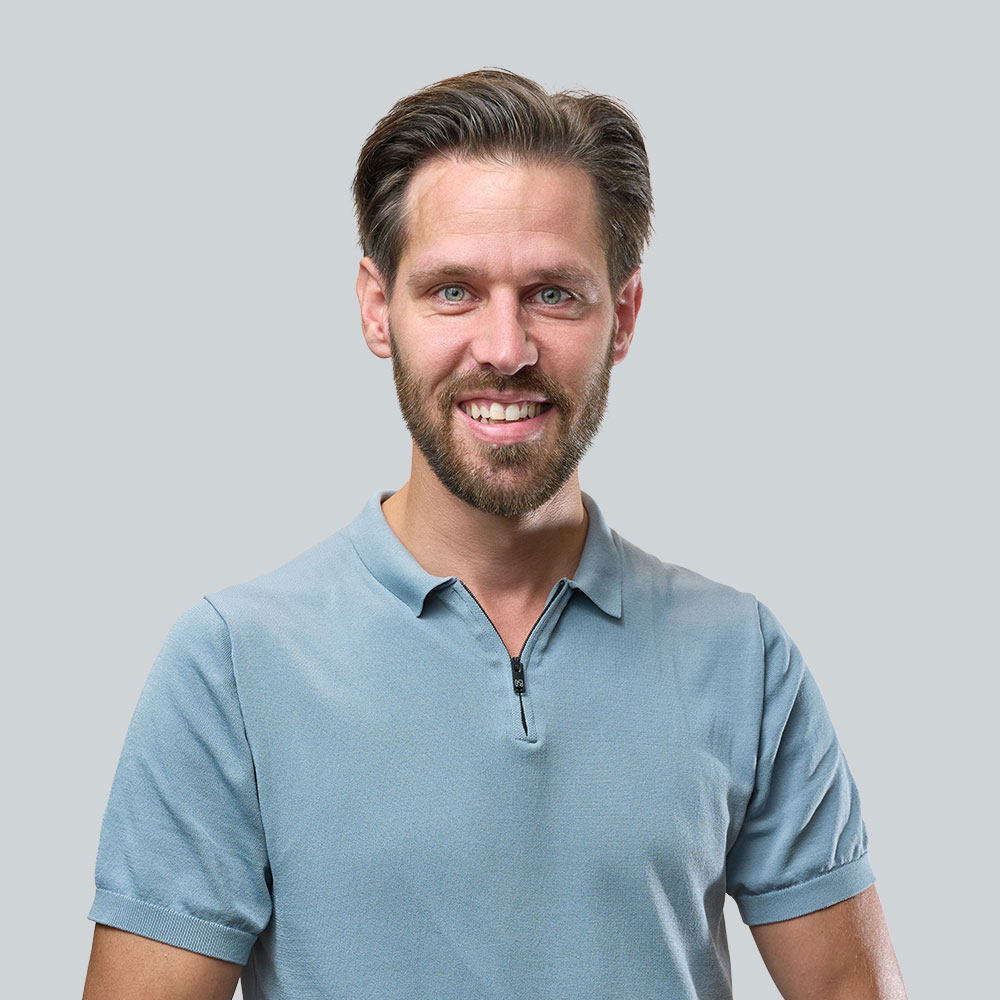 André