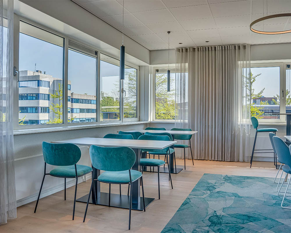 Harberden en Fiscaris kantoor