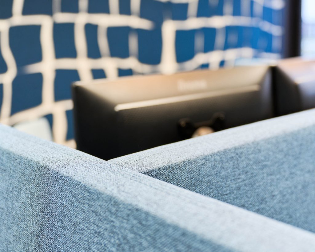 Akoestische oplossingen in een kantoorinrichting